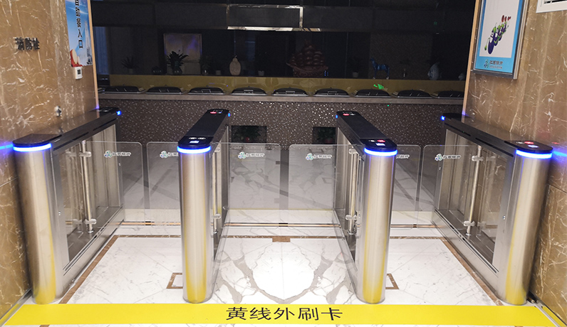江西银行闸机应用案例